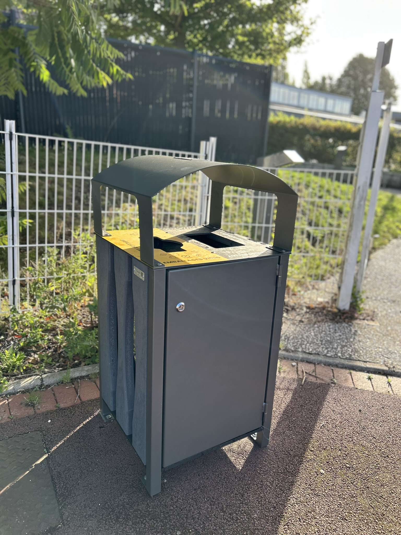 Corbeille bi-flux Vigipirate 60L HARMONIE - HA-TRI2-03-VPR – Image 3