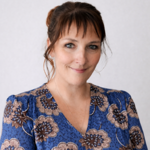 Mme Anne-Charlotte BIZJAK