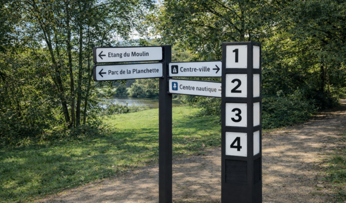 Poteaux d'orientation